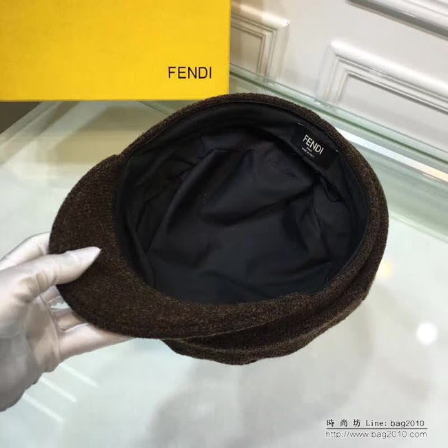 FENDI芬迪 秋冬新款 時尚百搭羊毛軍帽 LLWJ6864